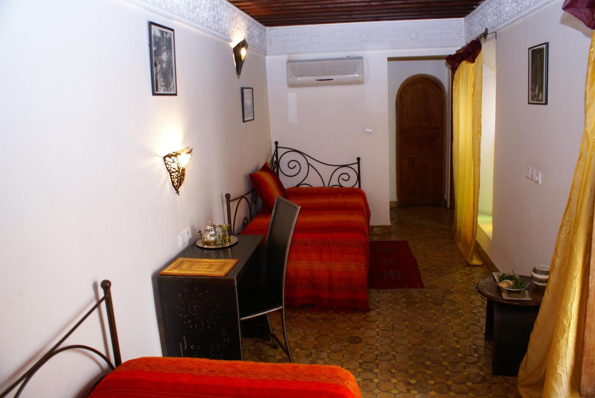 Riad Attarine Фес Экстерьер фото
