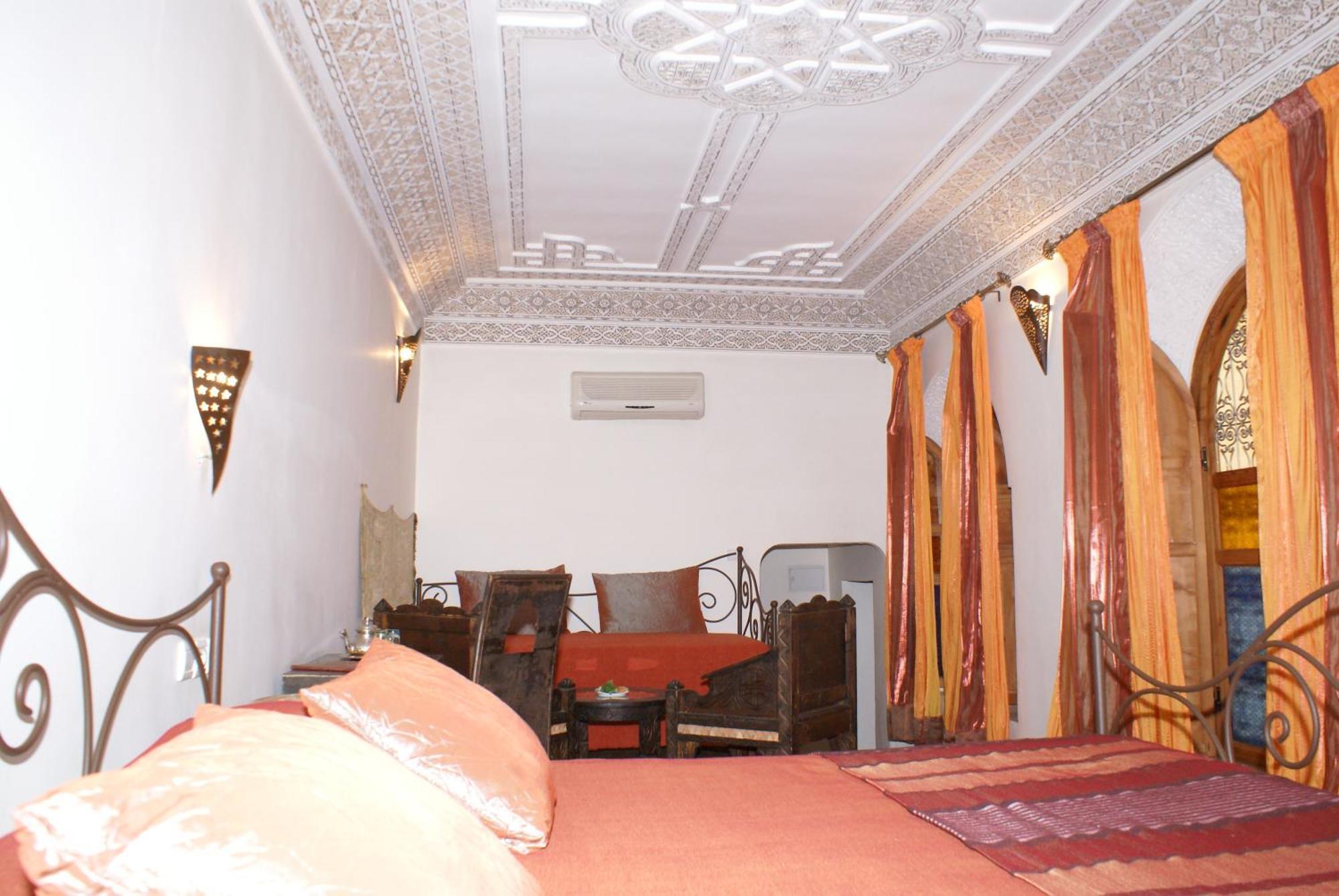 Riad Attarine Фес Экстерьер фото