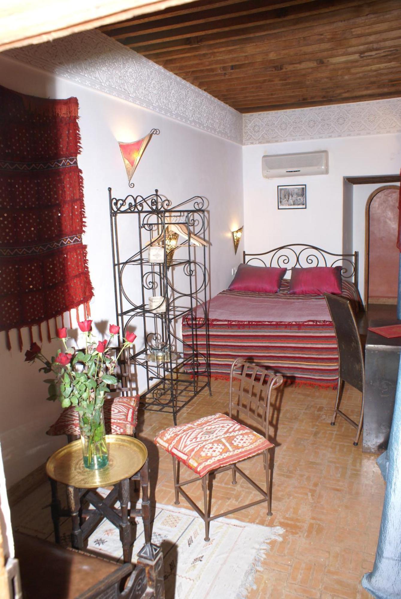 Riad Attarine Фес Экстерьер фото