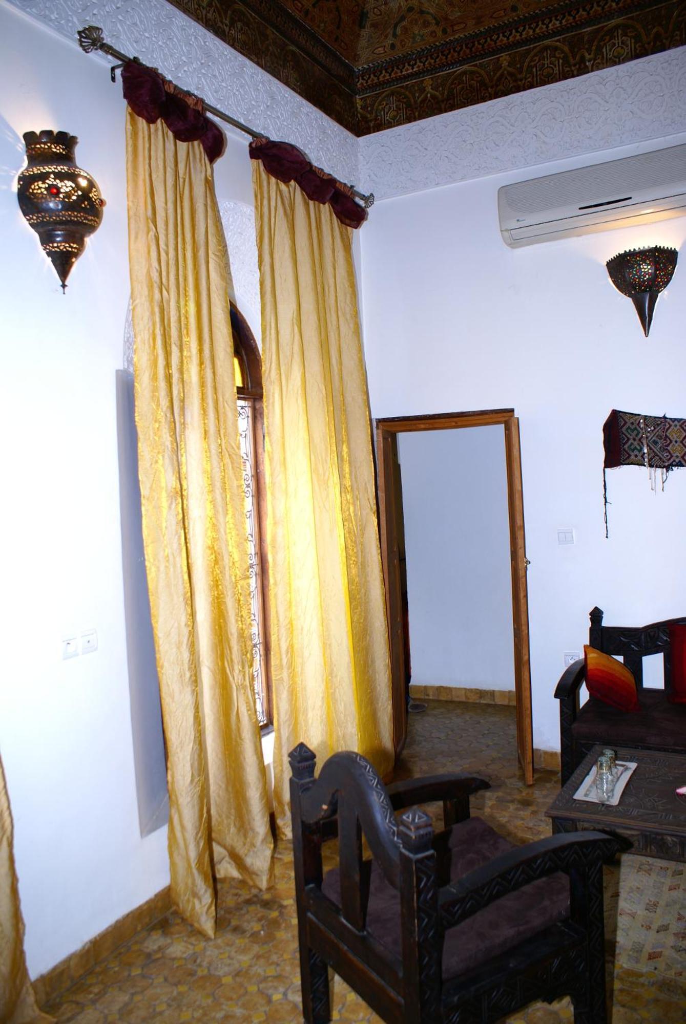Riad Attarine Фес Экстерьер фото