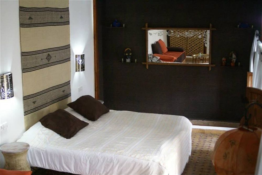 Riad Attarine Фес Экстерьер фото